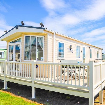 Big Skies Platinum Plus Holiday Home With Wifi, Netflix, Dishwasher, Decking Camber 外观 照片