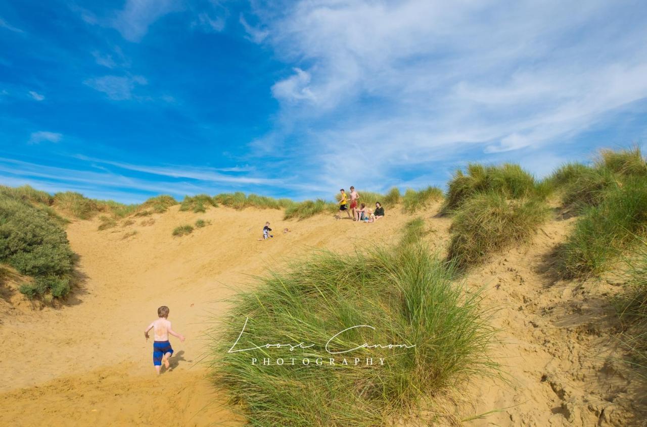 Big Skies Platinum Plus Holiday Home With Wifi, Netflix, Dishwasher, Decking Camber 外观 照片